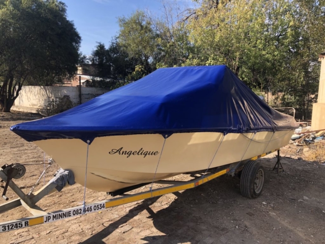 boat tarpaulin