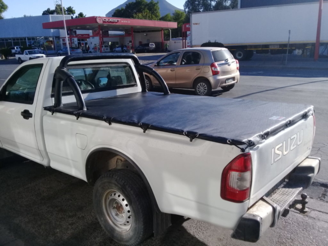 tonneau cover